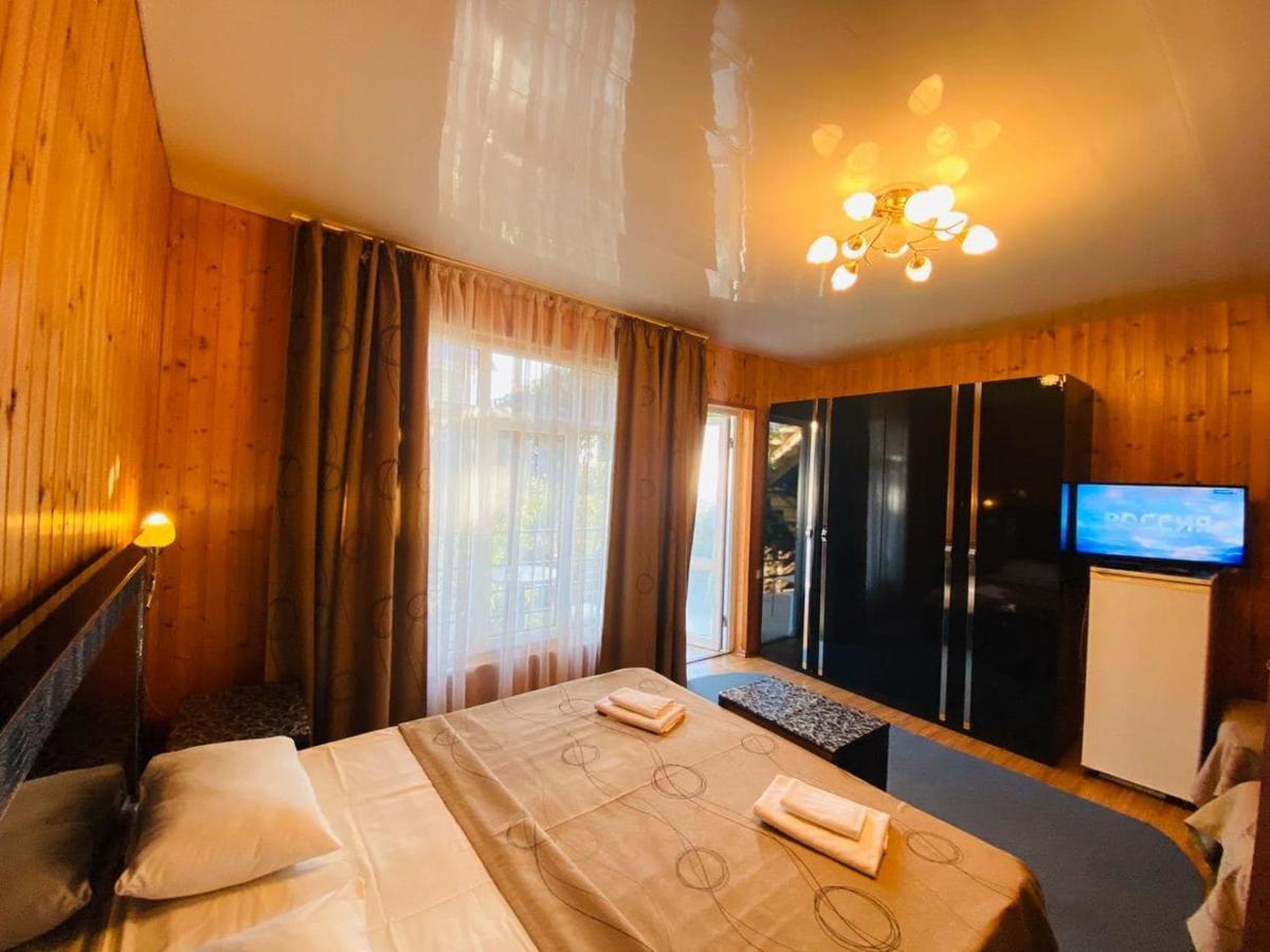 Primorie Guest House Gantiadi Exterior foto